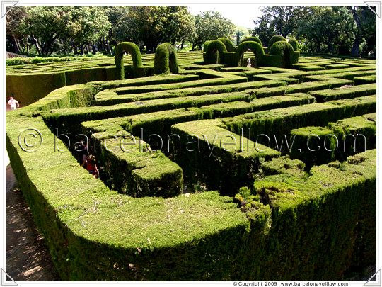 Labyrinth Park Horta Barcelona