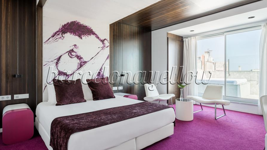 900x506-room-mate-emma-barcelona