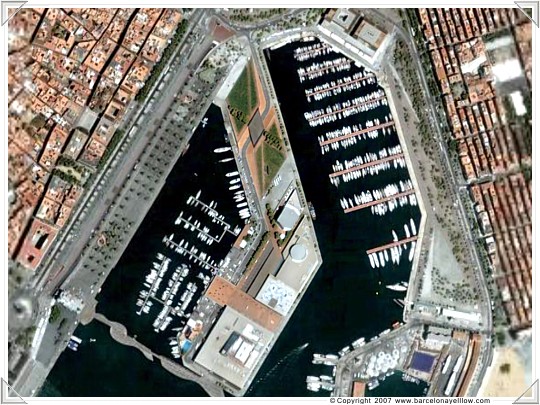 Barceloneta marina and district