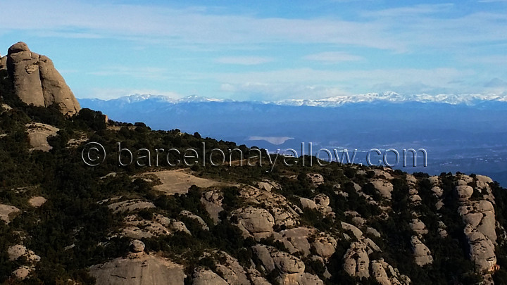 pyrenees_views_from_monastery_montserrat