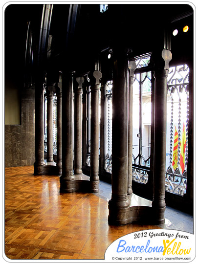 Palau Guell gallery exterior