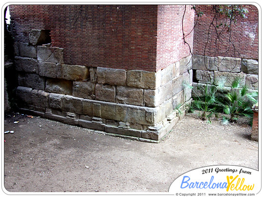 barcino_roman_wall_baixada_cacador