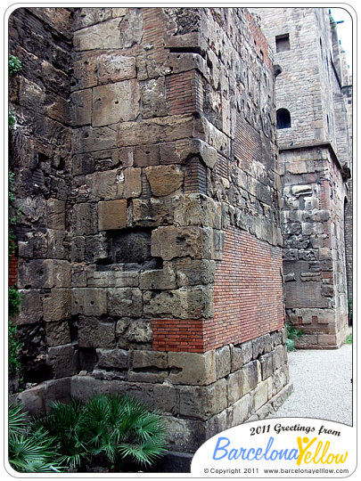 barcino_roman_wall_placa_ramon_berenguer-3